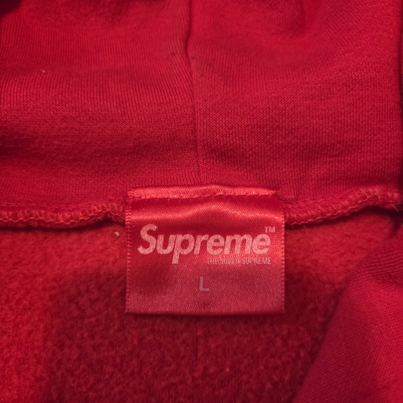 Supreme Hoodie - Picture 4 of 10